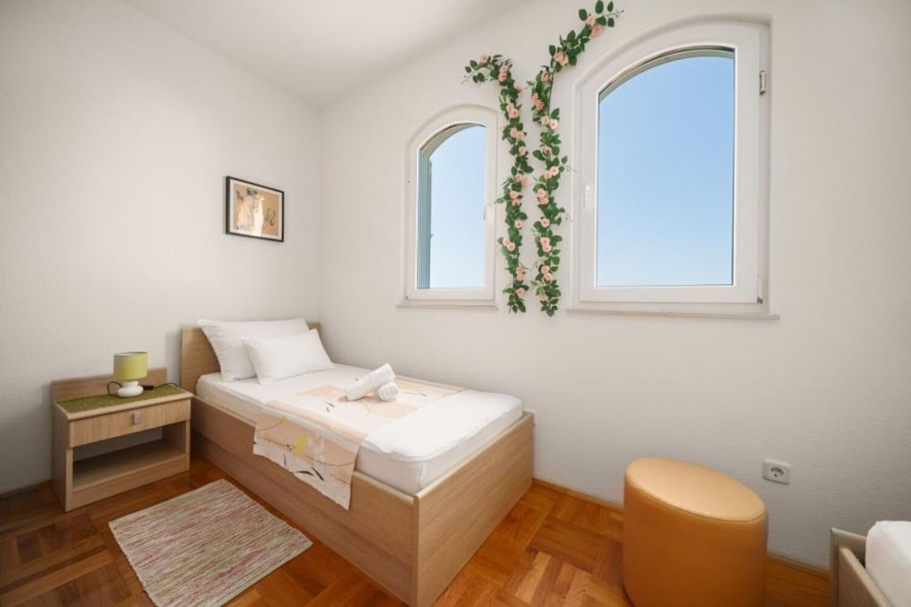 Apartments Josip