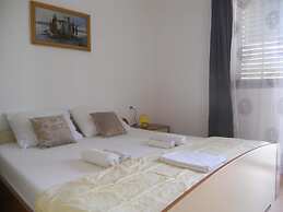 Apartments Ivo