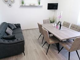 Apartment Lilac
