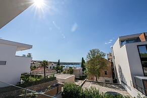 Apartments Marina