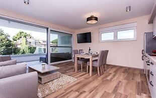 Apartments Marina