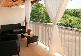 House Ana