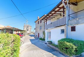 House Ana