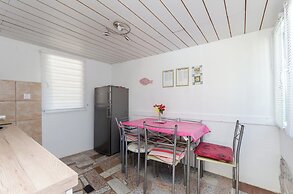 House Ana