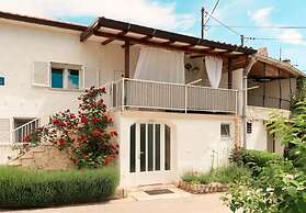 House Ana