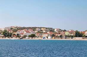 Apartment Mer