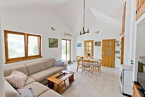 Apartment Ina