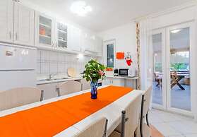 Apartment Ljubo