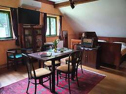House Mikin Dol