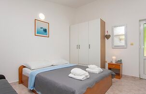 Apartments Zorica