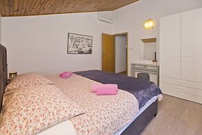 Apartments Nadi