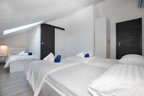 Apartments Dragan