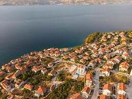 Apartments Dragan