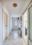 House Mirka