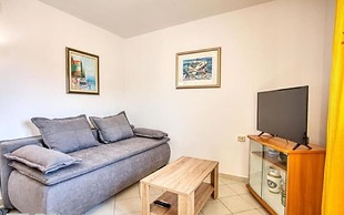 House Mirka