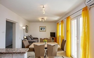 House Mirka