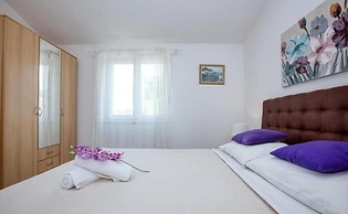 House Mirka