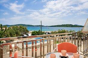 Apartment BR With sea View
