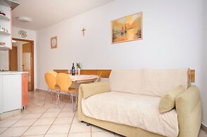 Apartment BR With sea View