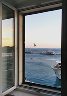 Apartment Port