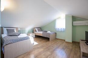 Apartments Kostrena