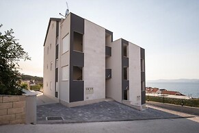 Apartments Jakov