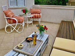 Apartments Neve Beachfront