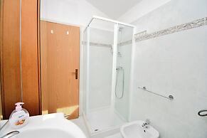 House Ariella