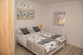 House Villa Karaga