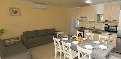 House Villa Karaga