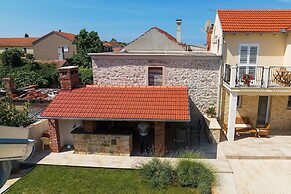House Bona