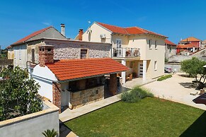 House Bona