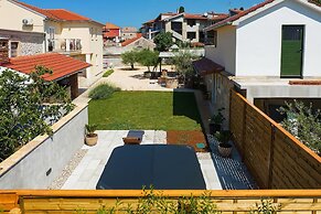 House Bona