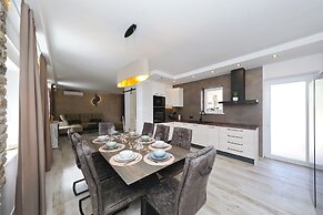 House Bona