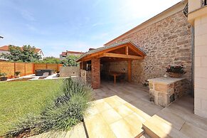 House Bona