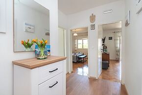 House Mirna