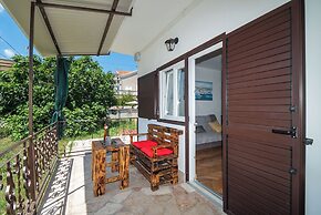 House Mirna