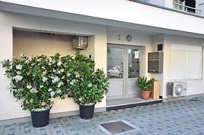 Apartment Leo