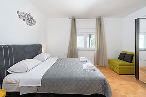 Apartments Lucija
