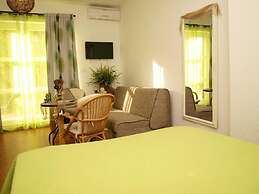 Apartments Lemon Tree