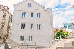 Apartments Lemon Tree