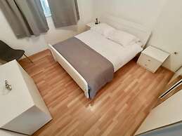 House Ule 2