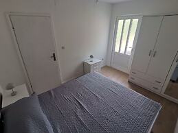 House Ule 2