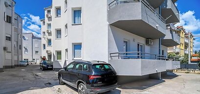 Apartment Agi
