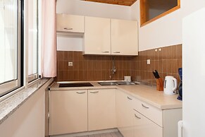 Apartments Krneta