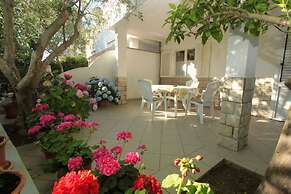 Apartments Krneta