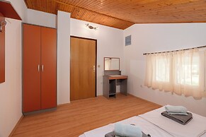 Apartments Krneta