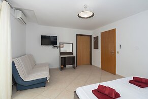 Apartments Krneta