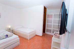 Apartments and Rooms Hope
