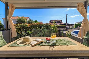 Apartments Jadro